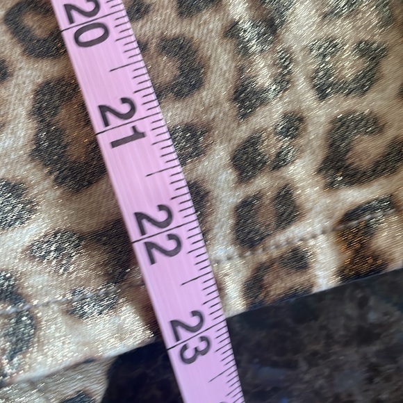 Chico’s Size 2 (12/14) NWOT Mock Neck Animal Print Long Sleeve Jacket. - Picture 10 of 12